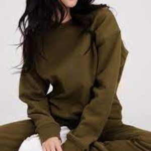 Girlfriend Collective FOREST CLASSIC SWEATSHIRT